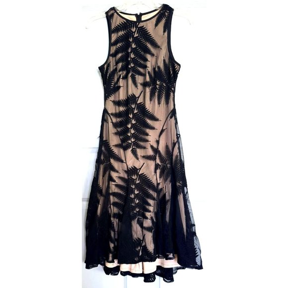 Maggy London Dresses & Skirts - MAGGY LONDON Black Fern Embroidered Fishtail Midi Dress Size 6